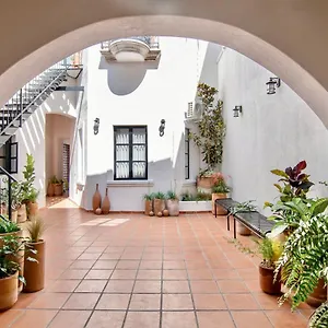 Guest house Casa Irake 